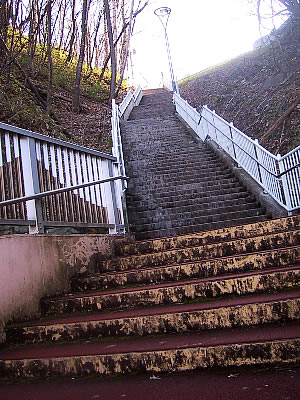 札幌|真駒内グリーンハイツ歩道橋|写真